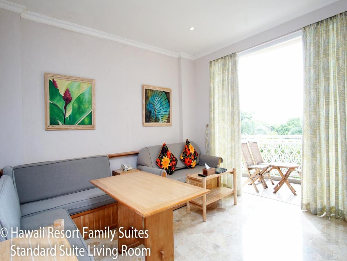 Hawaii Resort Family Suites Anyer Exterior foto